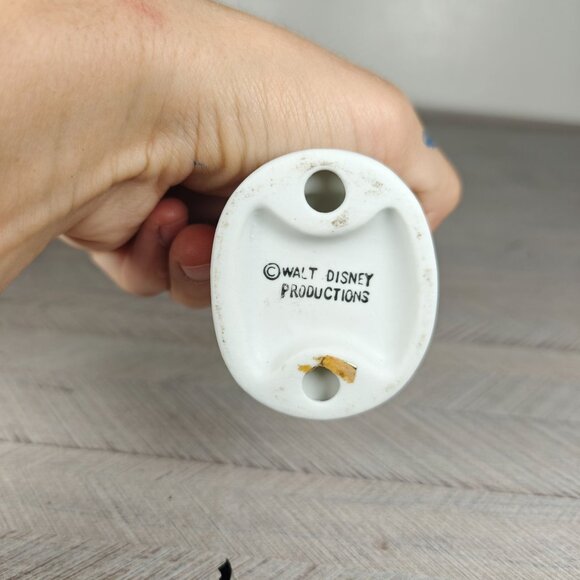 Vintage Walt Disney Productions Daisy Duck Umbrella Bisque Figurine Ceramic - Picture 6 of 6